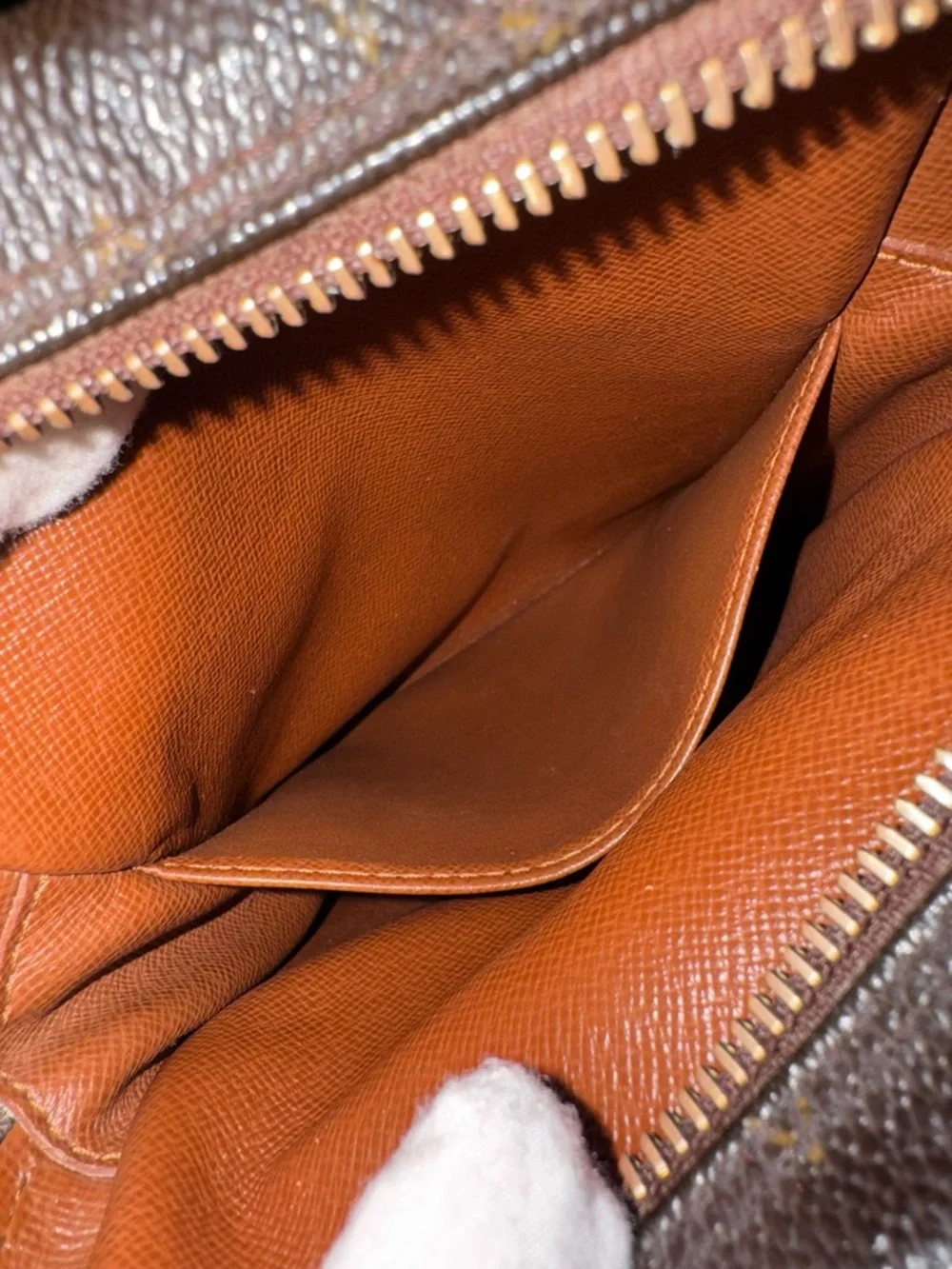 Louis Vuitton Crossbody monogram bag DANUBE vintage 2003 - Picture 11 of 17